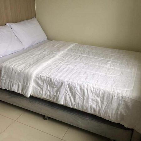 Seabreeze Residences At Breeze Residences Pasay Exteriör bild