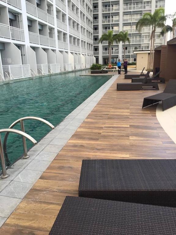 Seabreeze Residences At Breeze Residences Pasay Exteriör bild