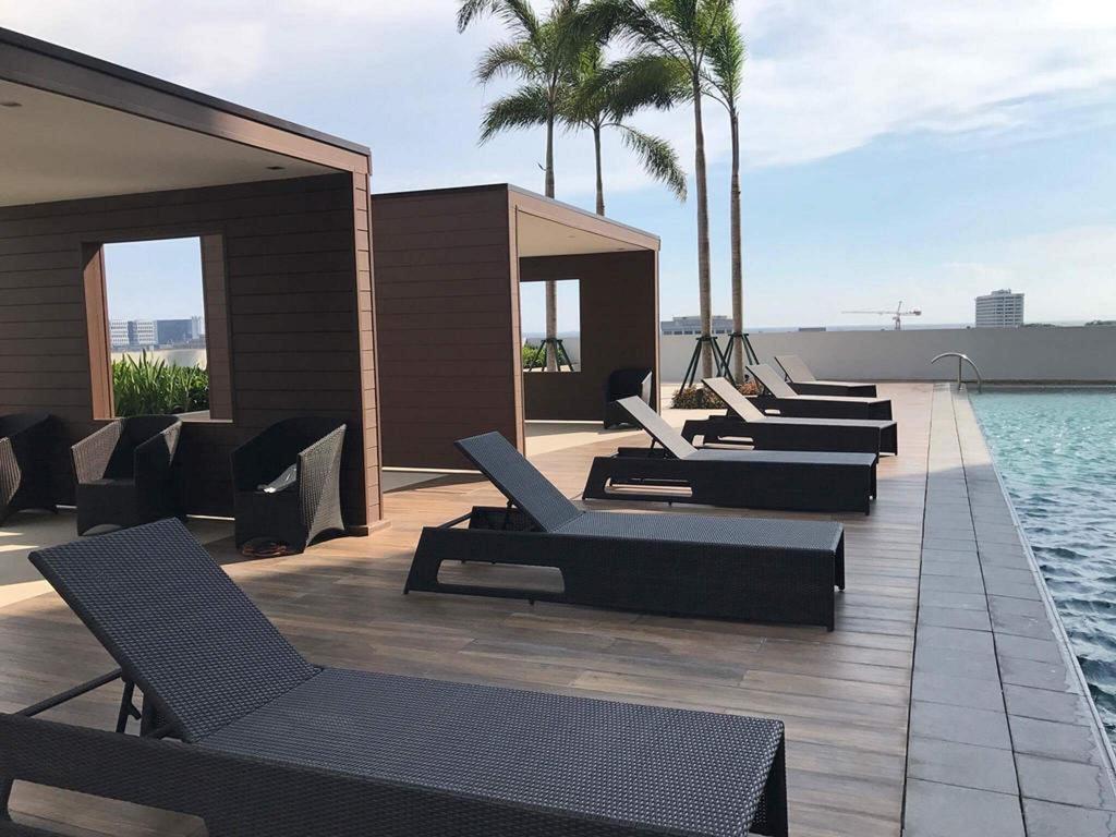 Seabreeze Residences At Breeze Residences Pasay Exteriör bild