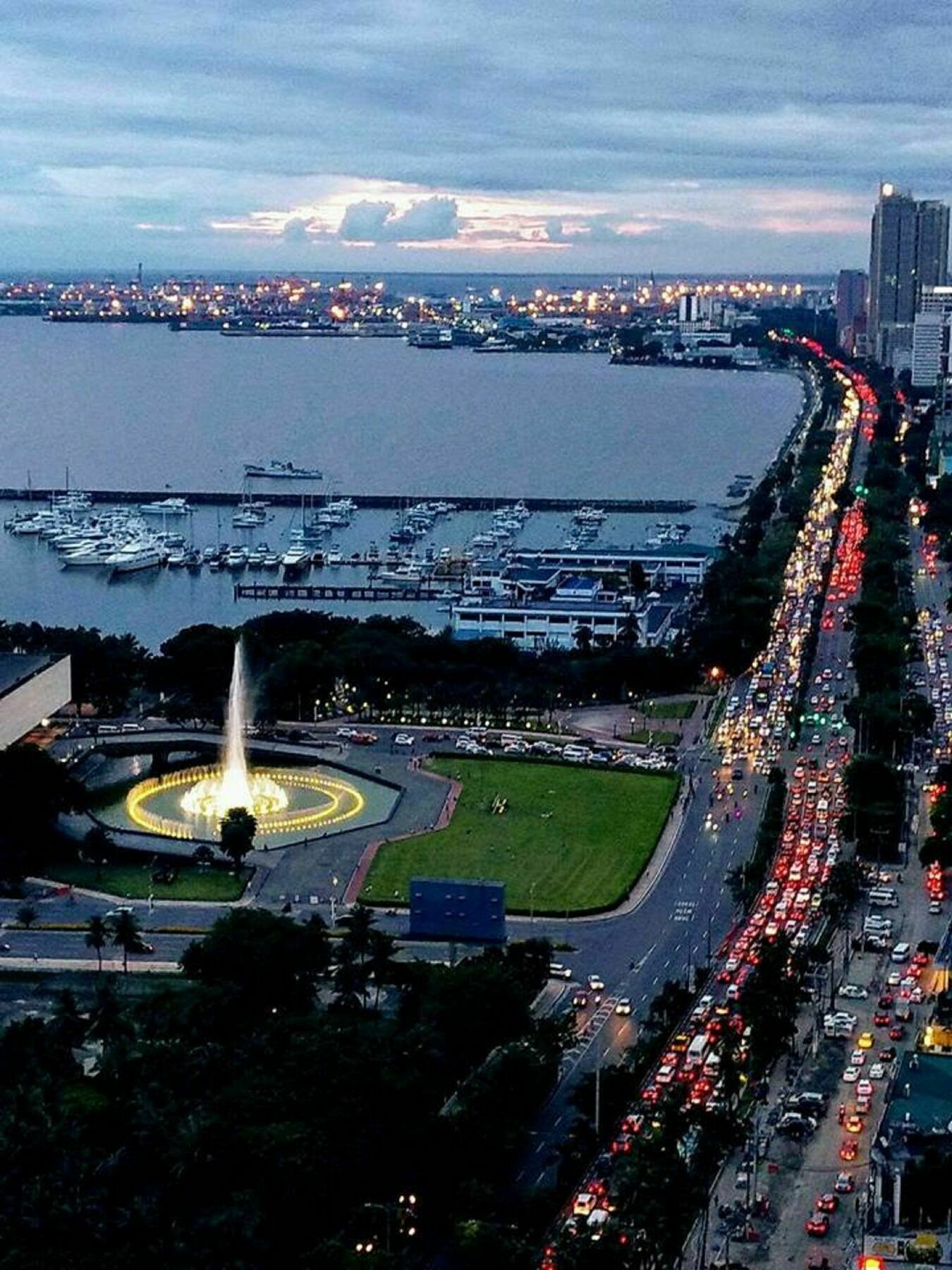 Seabreeze Residences At Breeze Residences Pasay Exteriör bild