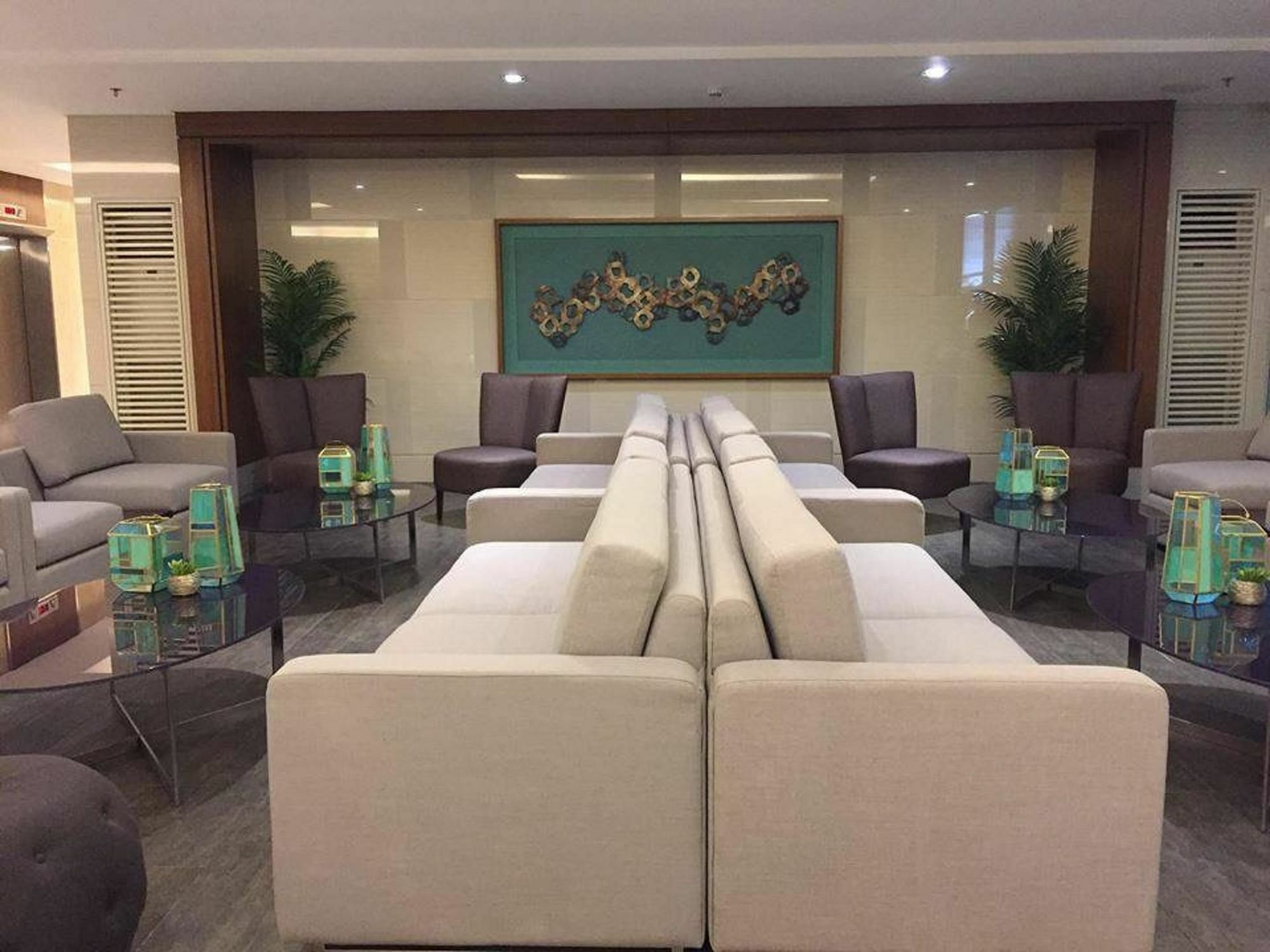 Seabreeze Residences At Breeze Residences Pasay Exteriör bild
